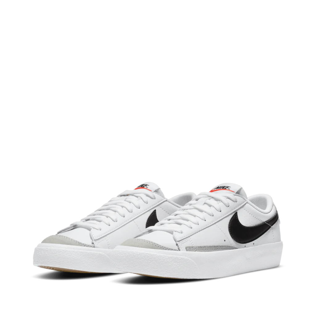 Wmns Nike Blazer Low 77 White Black - Sneakers